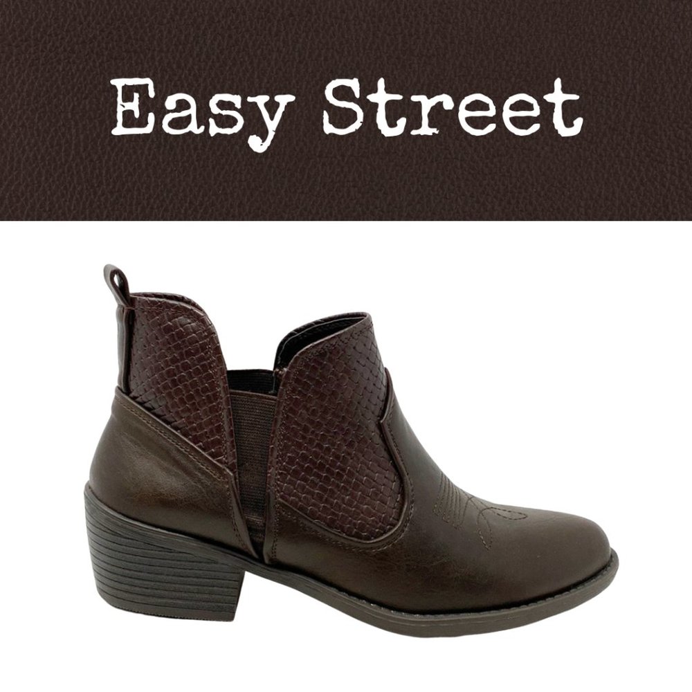 NWOT Easy Street Western Booties--Legend